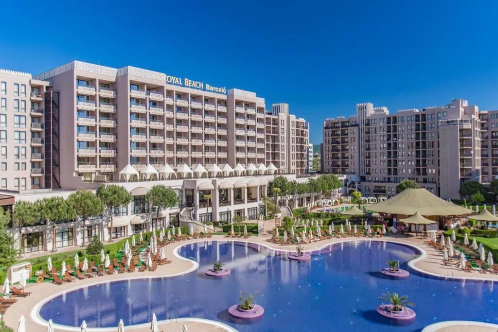 סאני ביץ' Barcelo Royal Beach - Prestige Apartments מראה חיצוני תמונה